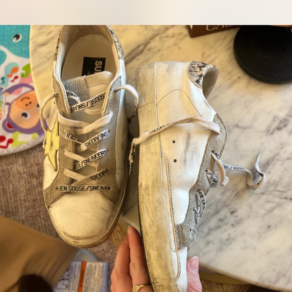 Golden Goose White Leather Low-Top Sneakers with Yellow Star - Picture 3 of 5